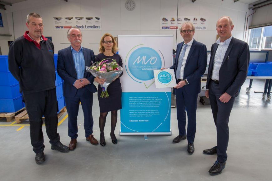 E.S. Wertheim, israël 50-jarig jubileum als dealer voor Stertil-Koni