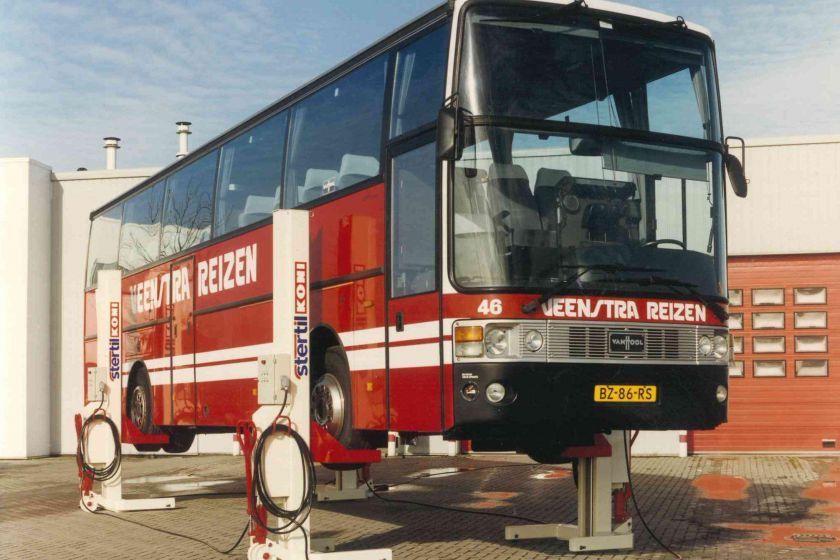 Stertil-Koni introduceert de eerste mobiele hefkolom